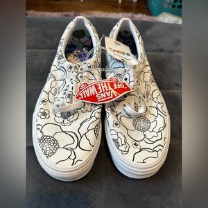 NWT- Vans slip-on U-Color” w/ floral pattern- limited edition custom design